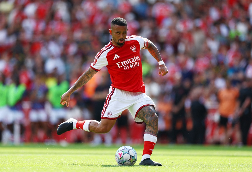Barcelona encaminha contratação de Gabriel Jesus
