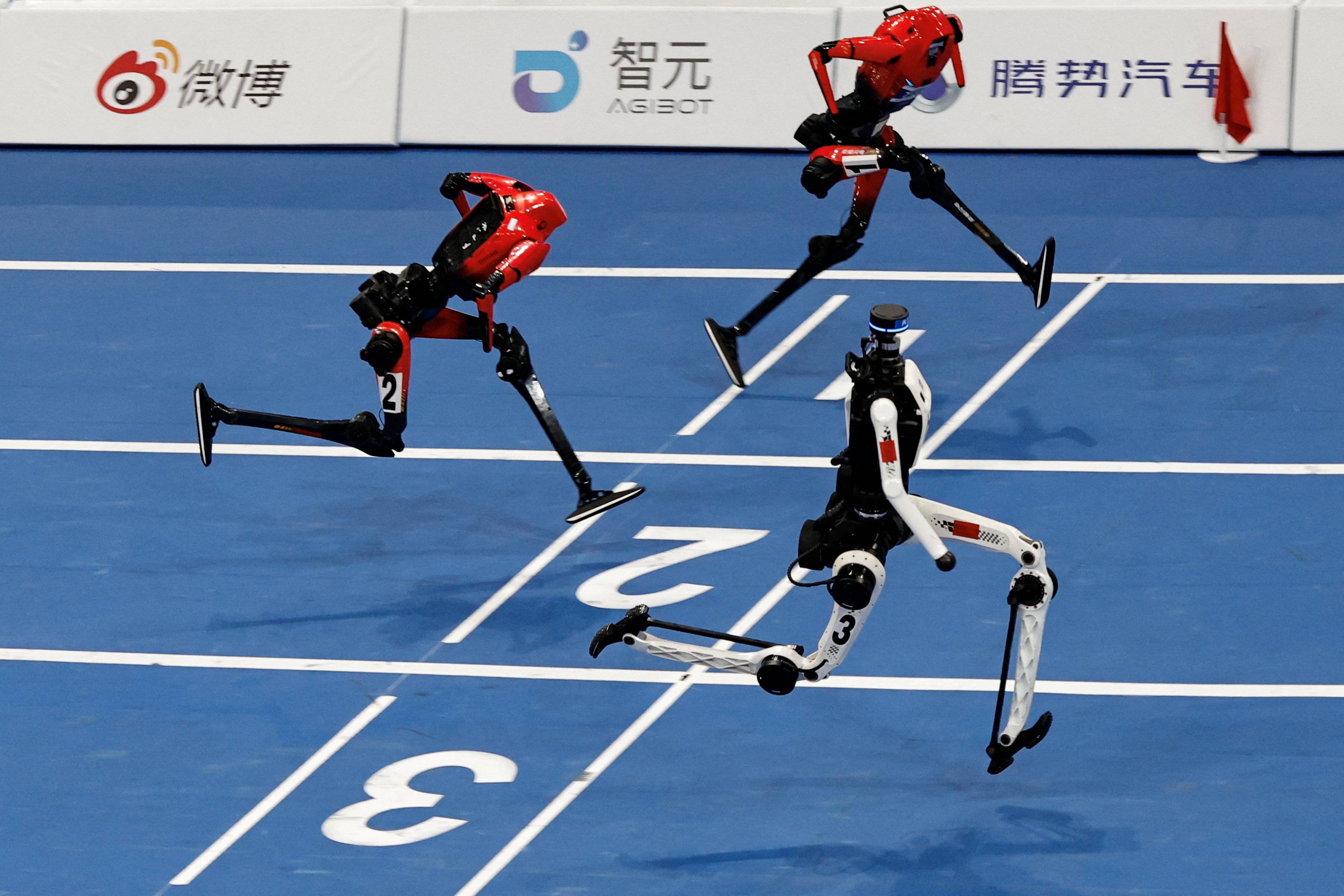 Um robô chinês superou o recorde de Usain Bolt nos 100 metros. Isso é impressionante?