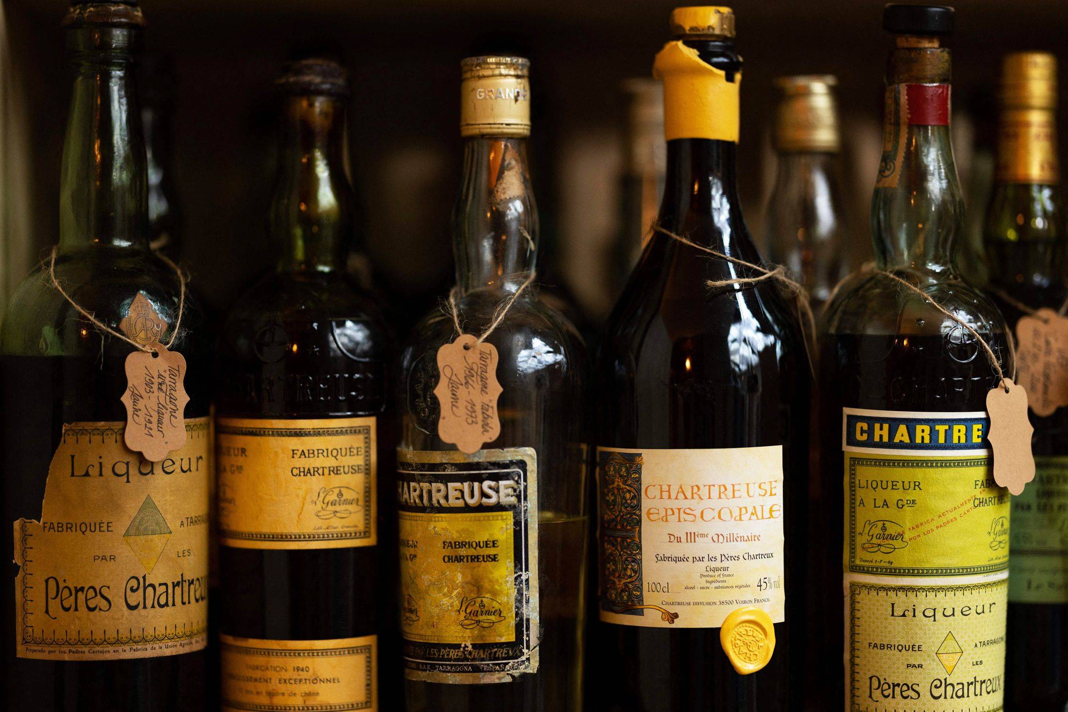 O licor que Paris não consegue parar de beber — e os monges não querem vender