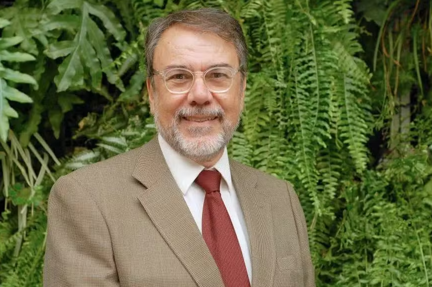Carlos Monforte, um dos primeiros âncoras da TV brasileira, morre aos 77 anos