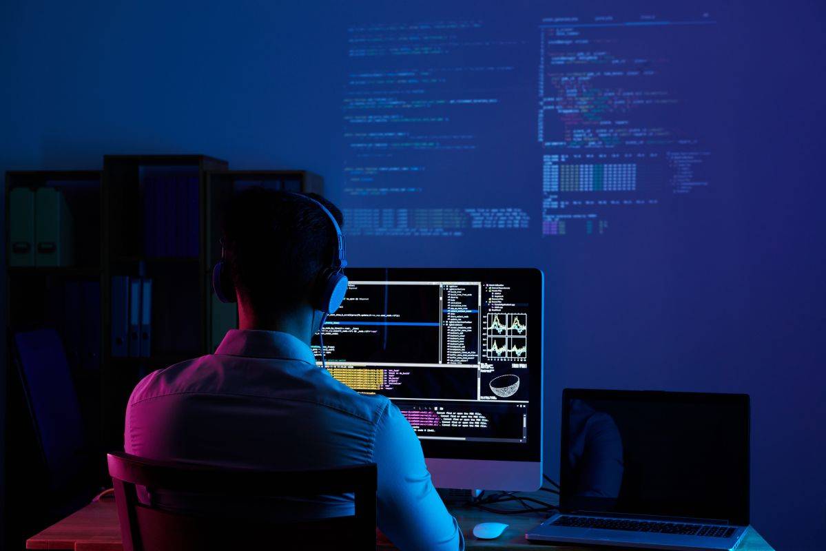 R$ 40,5 mil por mês: onde estão os empregos em tecnologia no Brasil?
