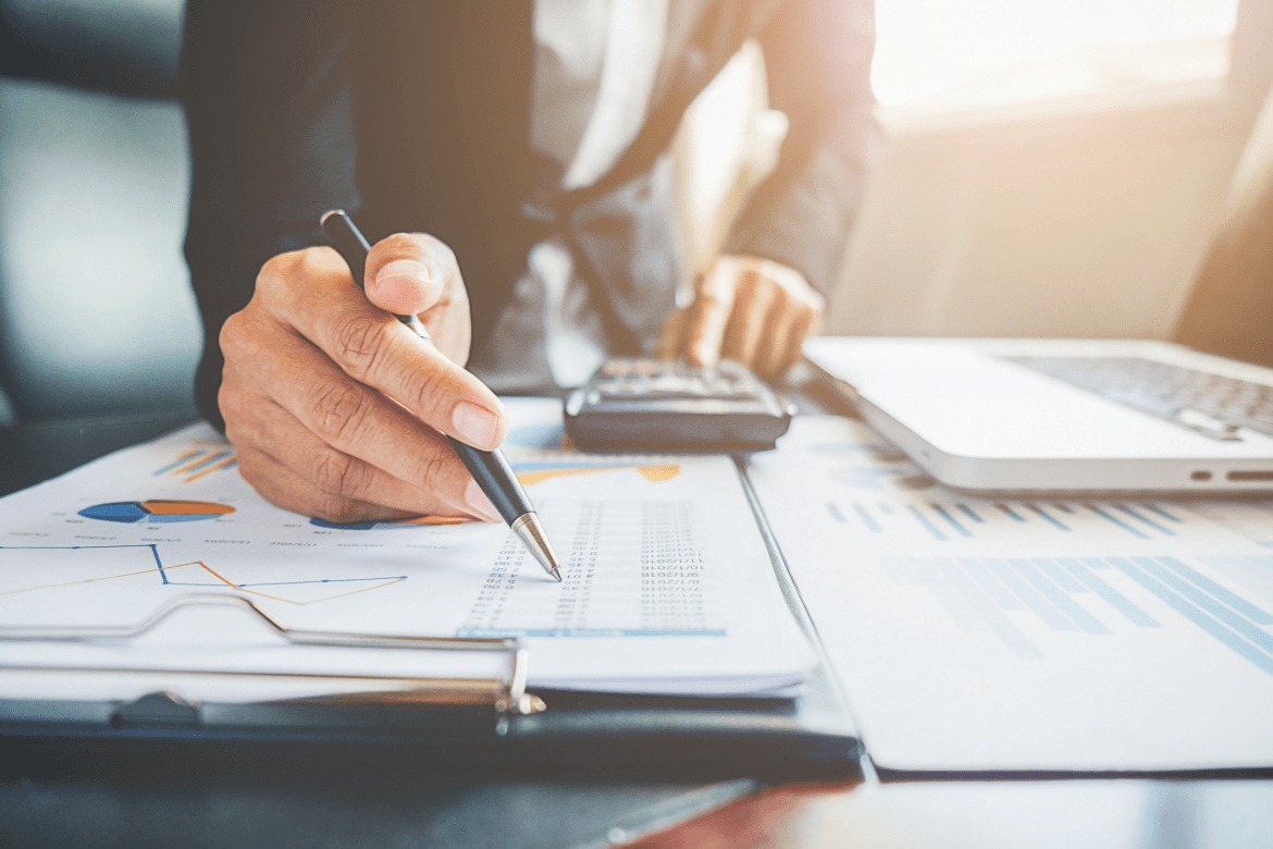 Emitiu nota fiscal sem IBS e CBS? Veja os riscos e como corrigir