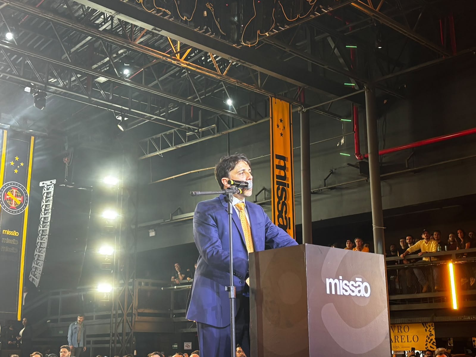 Renan tenta transformar eleição em disputa por “projeto de civilização”