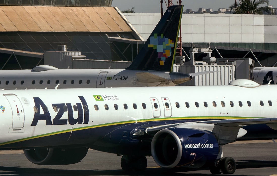 Instabilidade em GPS afeta voos da Azul com aeronaves da Embraer
