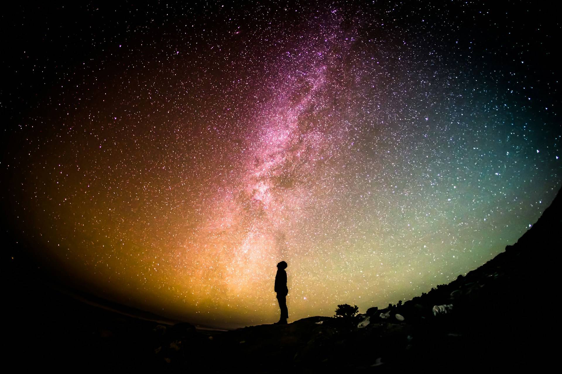 O ‘fim do mundo’ não terá explosões: como a Física prevê o colapso do Universo