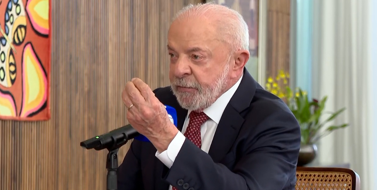 Lula sugeriu que Caixa Econômica crie Desenrola para clubes de futebol - QTU Questões do Universo