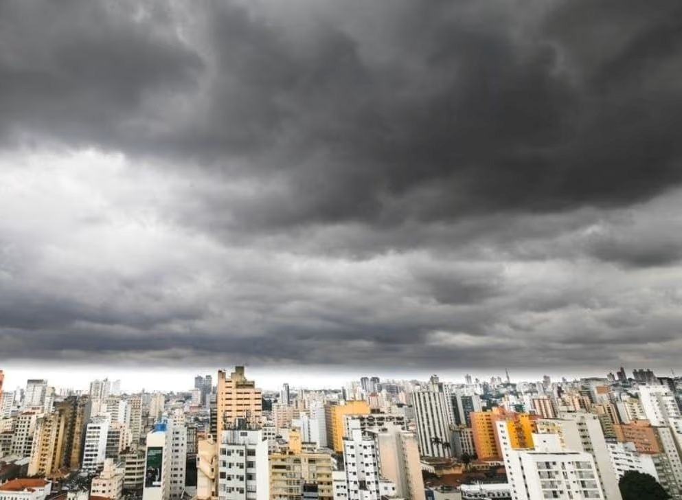 São Paulo tem alerta de temporais e risco de tornados nesta quinta-feira