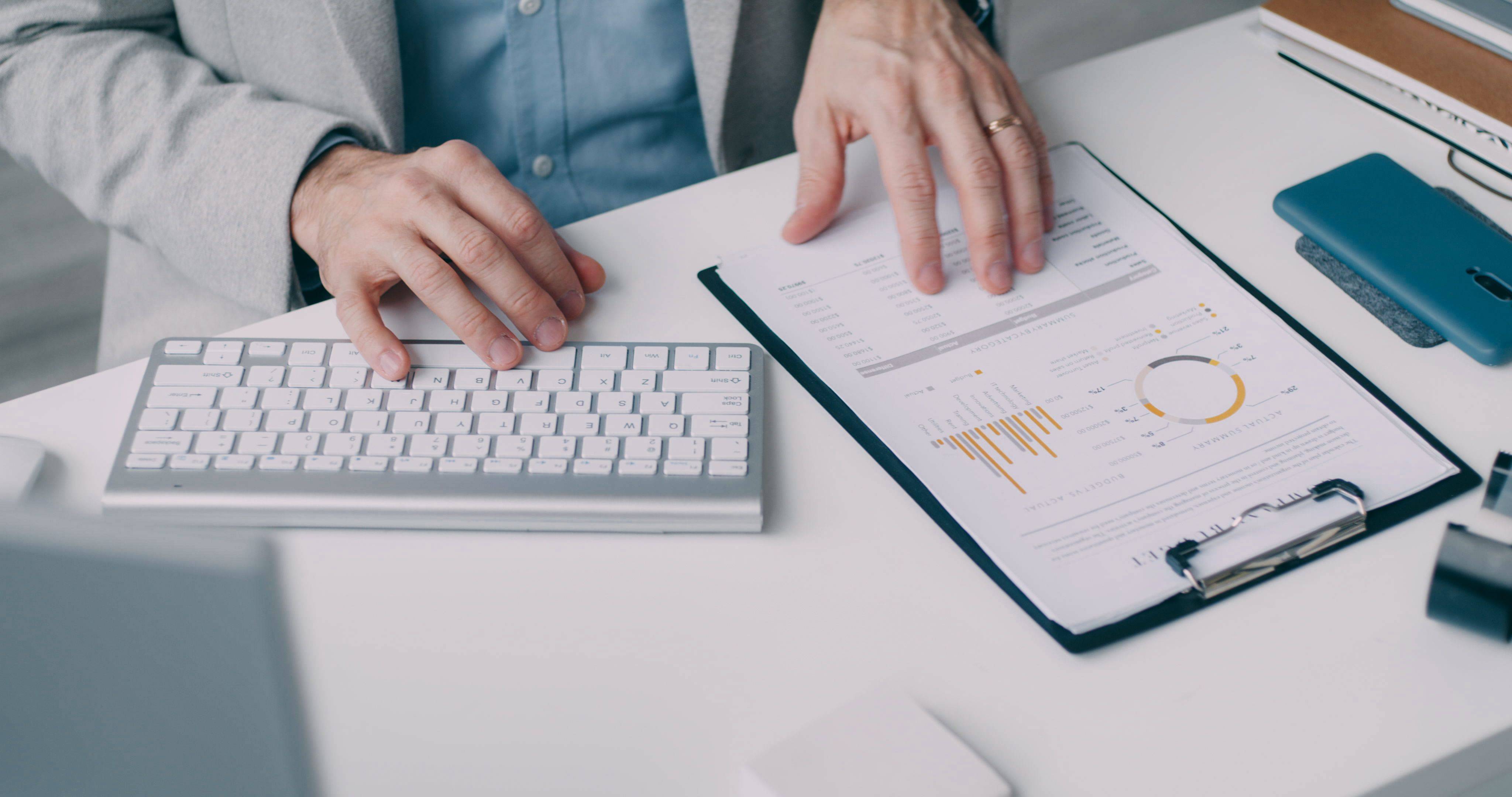 Consultorias mais do que dobraram em três anos e meio, saindo de 251 em 2022 para cerca de 549 registros ativos em julho de 2026 (Foto: Pexels)