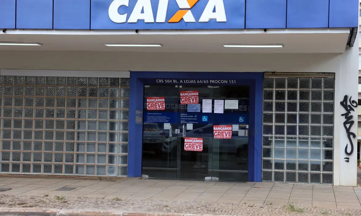 Greve na Caixa: sem o “motor do setor imobiliário”, a conta vai para as construtoras