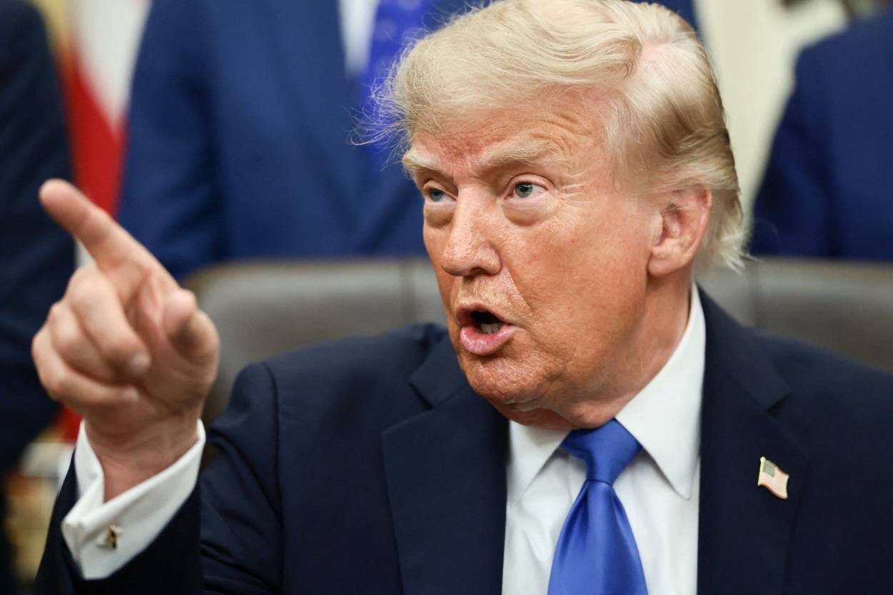 Trump diz que “desequilíbrio” do dólar canadense é inaceitável