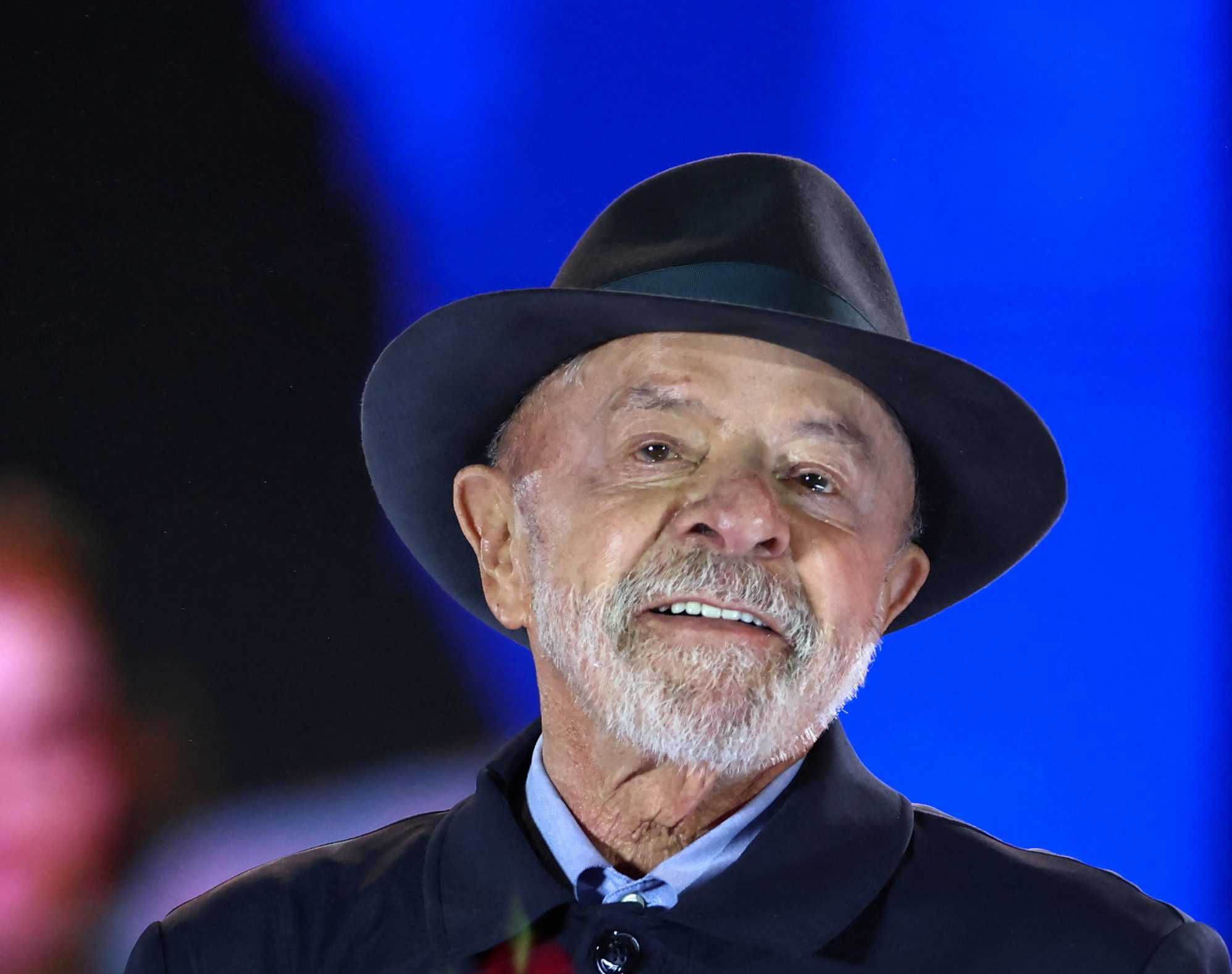Ato de Lula na Paulista tem confusão após PM pedir retirada de caminhões