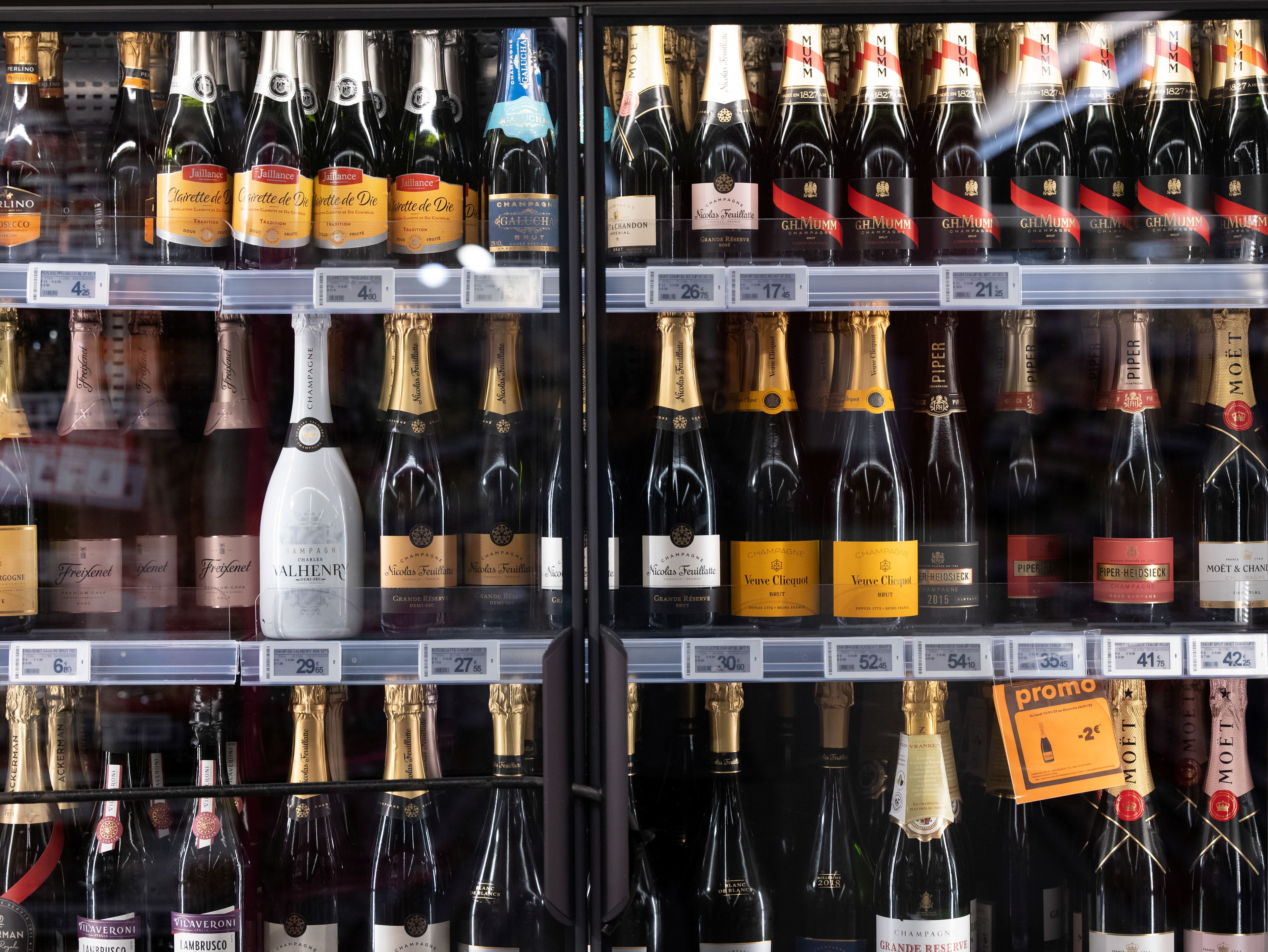 Nem o champanhe escapa: calor e seca derrubam produção na França
