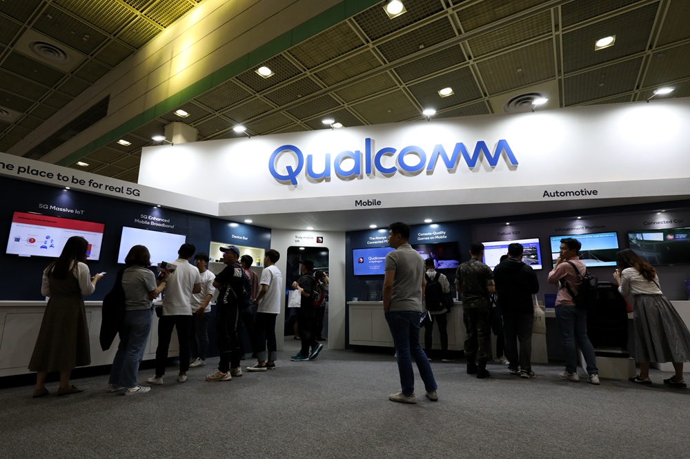 Qualcomm conquista Amazon em disputa por chips de IA e fecha acordo de longo prazo