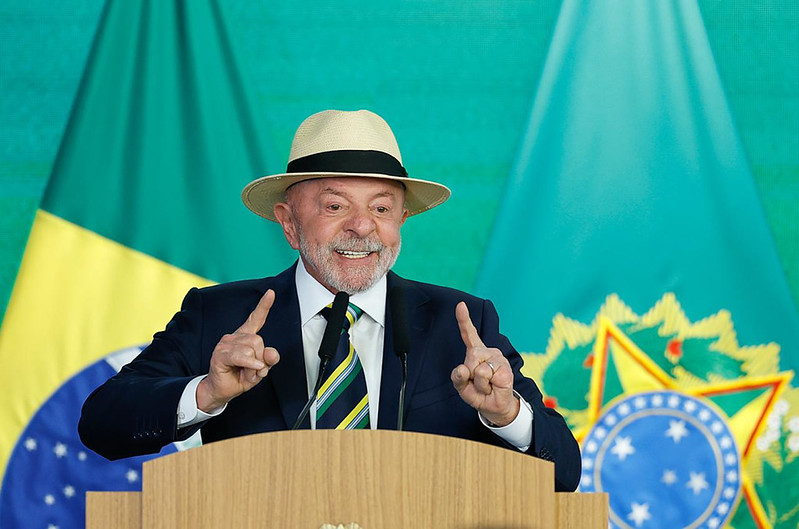Lula diz ter afirmado a Trump que Brasil não aceitará ingerência nas eleições