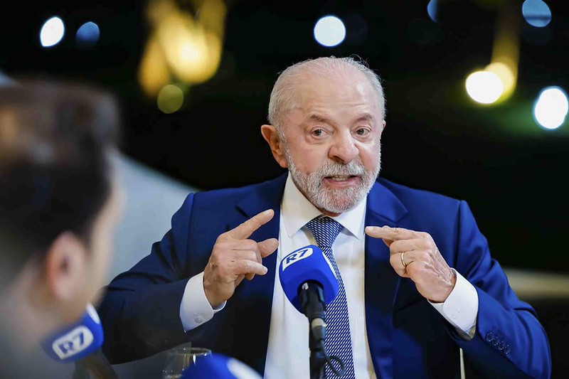 Lula: esse negócio de mexer com Nossa Senhora Aparecida não é aceitável