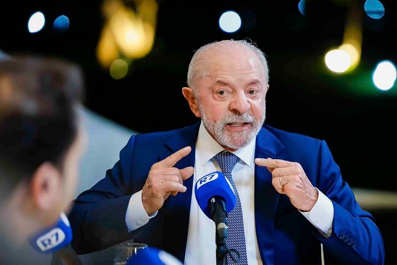 Lula defende tempo de mandato e novos critérios para escolhas de ministros do STF