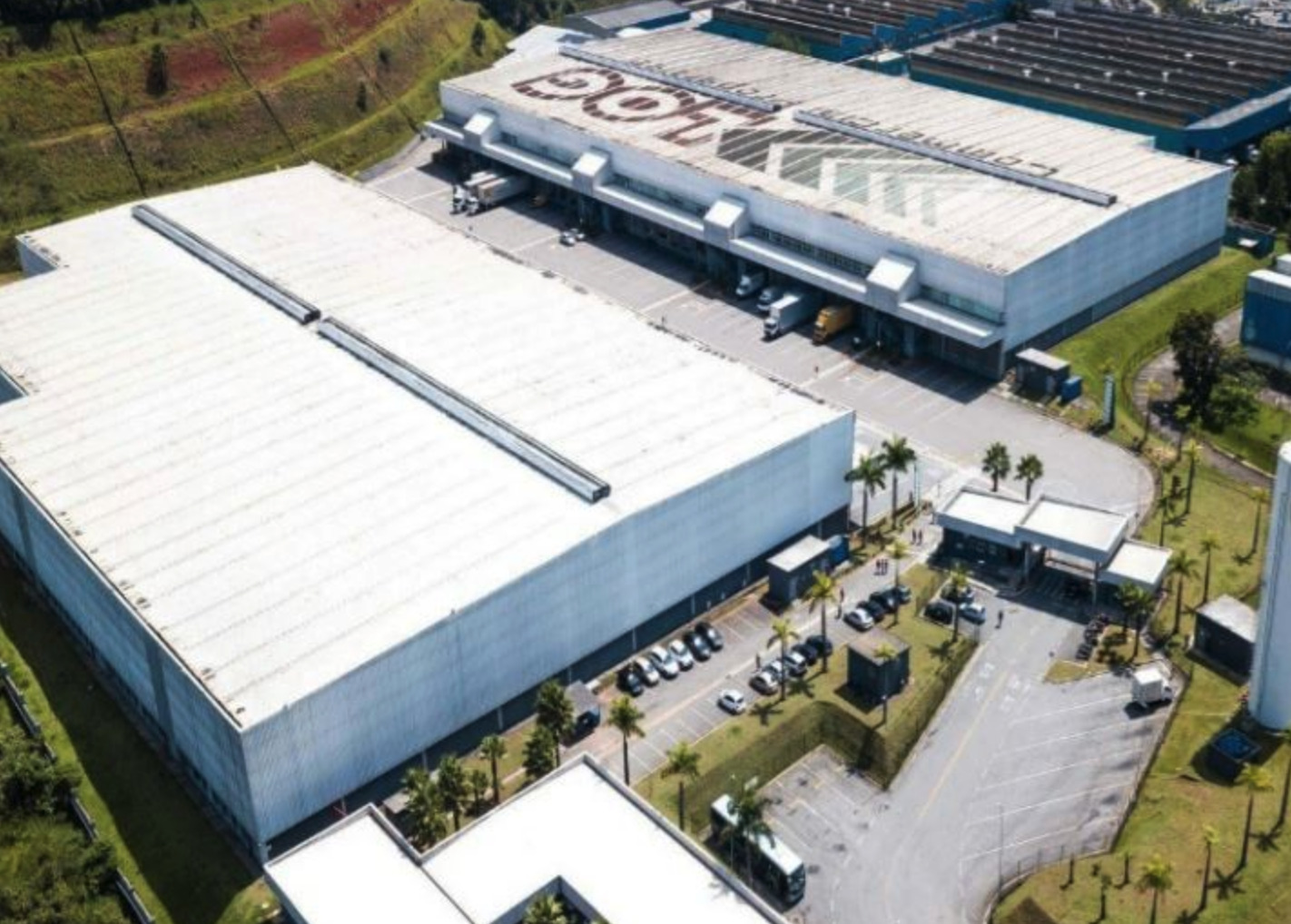 FII logístico leva calote de empresa em RJ que responde por 5,8% da receita