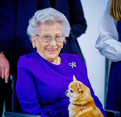Princesa Astrid, da Noruega, morre aos 94 anos, dois dias após funeral do rei