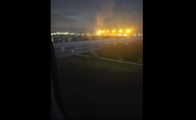 Avião pega fogo durante decolagem e fecha Aeroporto de Goiânia