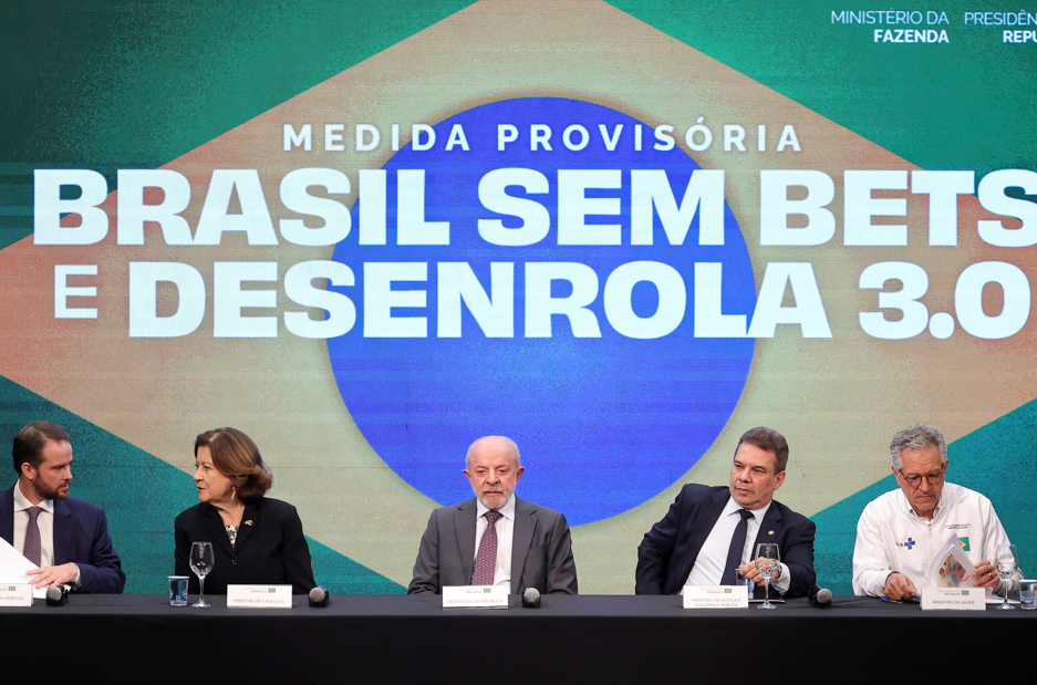 Lula lança desenrola 3.0 e mira R$ 150 bilhões em dívidas