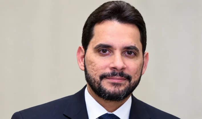 Desembargador beneficiou Master 6 meses antes de esposa fechar contrato com Vorcaro