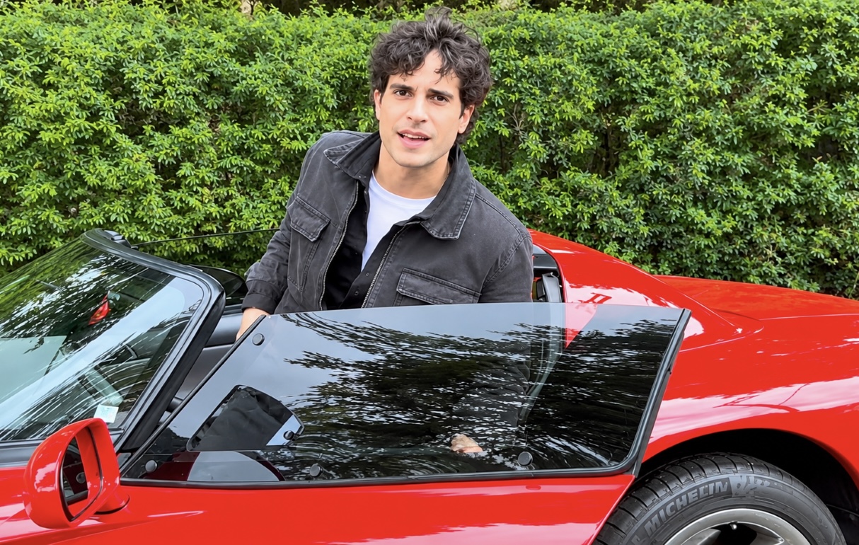 Fiuk anuncia Dodge Viper de R$ 800 mil e diz que agora ‘negocia sonhos’