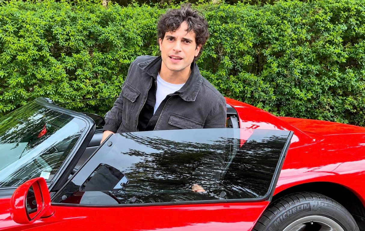 Fiuk anuncia Dodge Viper de R$ 800 mil e diz que agora ‘negocia sonhos’
