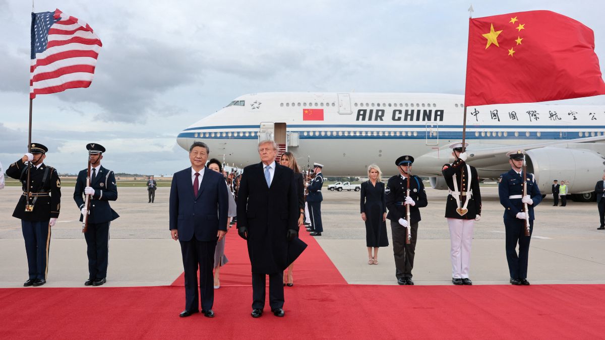 Xi Jinping é recebido com tapete vermelho por Trump em visita aos EUA