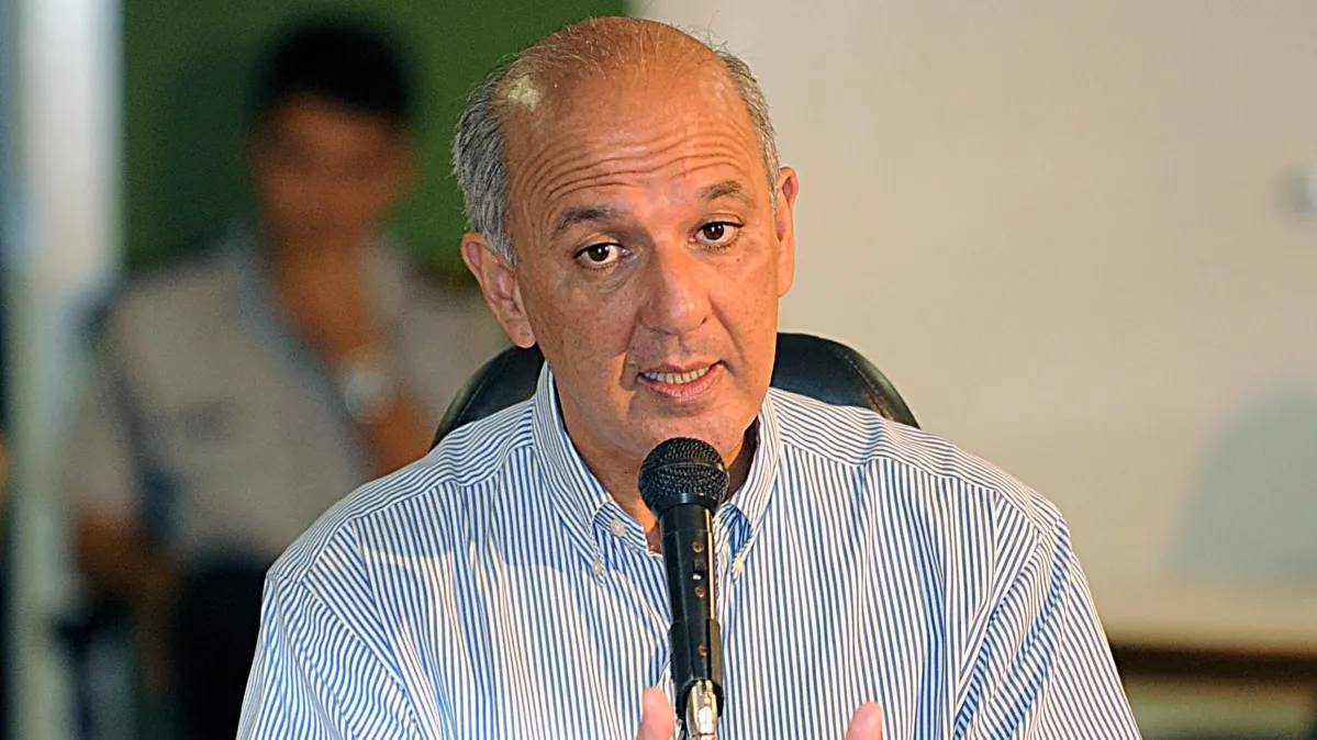 TSE mantém rejeição de candidatura de José Arruda ao governo do DF