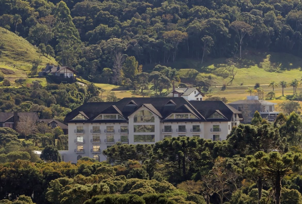 Novo resort de luxo abre na Serra Catarinense com golfe e spa