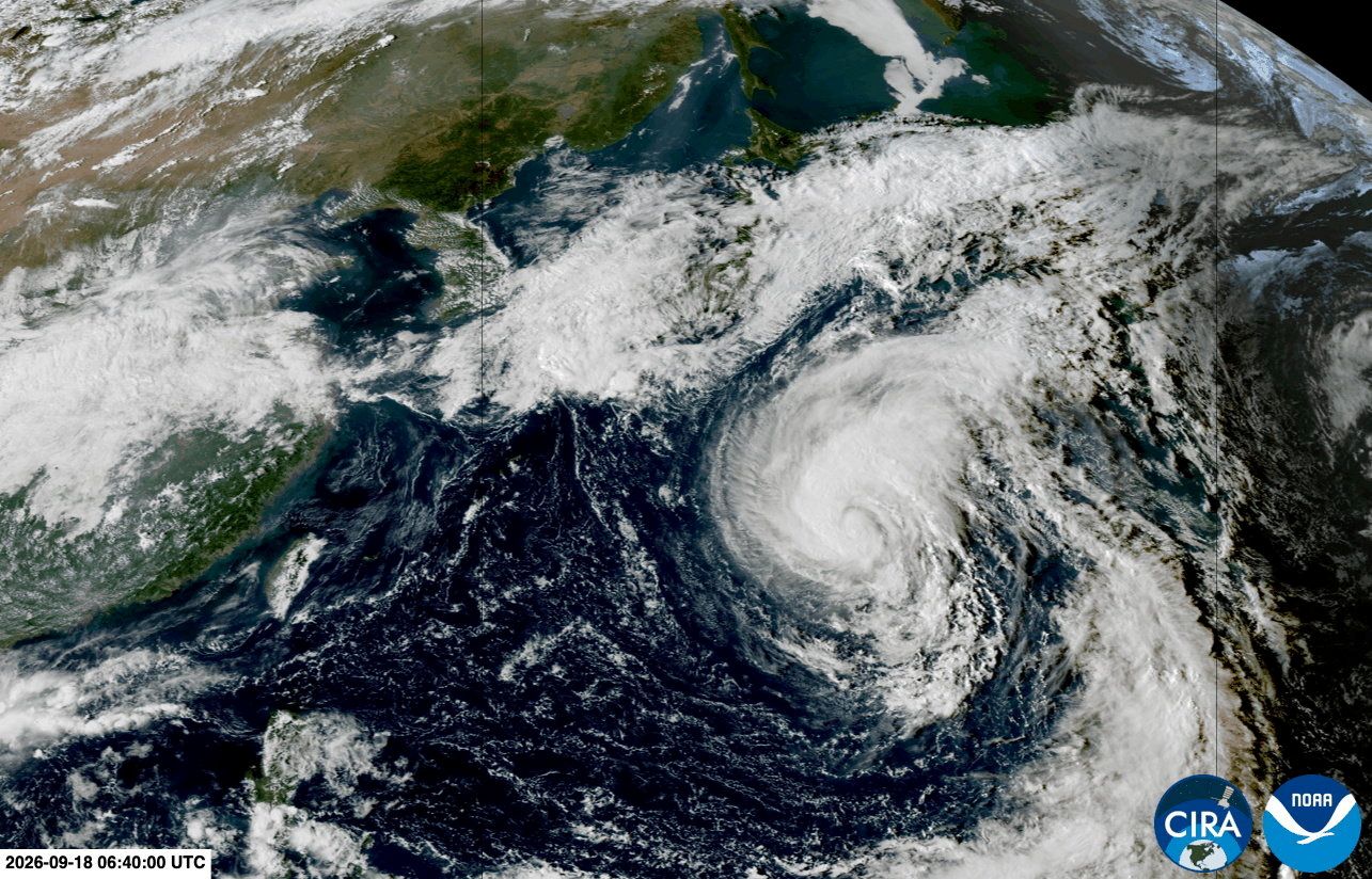 Japão entra em alerta máximo pela passagem do Dujuan, o 25º tufão do ano