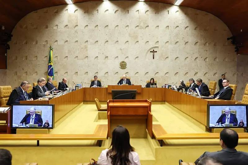 Candidatos de direita falam em ‘pizza’ após pedido de vista de Dino no STF