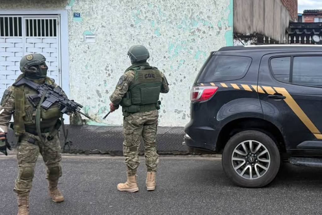PF faz operação contra esquema que enviava cocaína em malas pelo aeroporto de SP