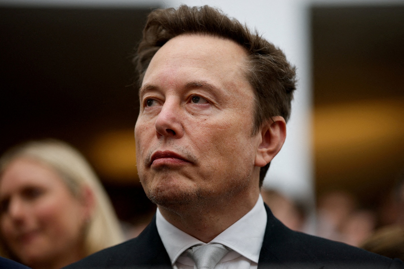 Musk abre os cofres e reforça vantagem financeira dos republicanos nas “Midterms”