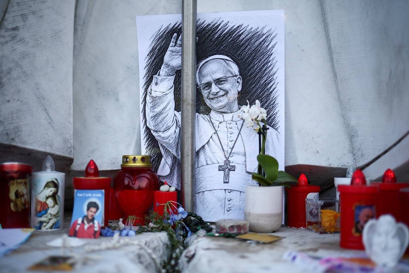 Papa fará 1ª aparição pública após cirurgia e mantém viagem prevista para novembro