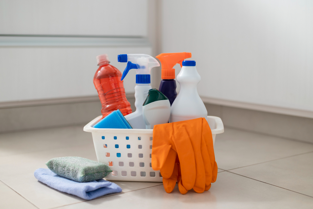 Anvisa proíbe uso e venda de produtos de limpeza em irregularidade; veja quais - Foto
