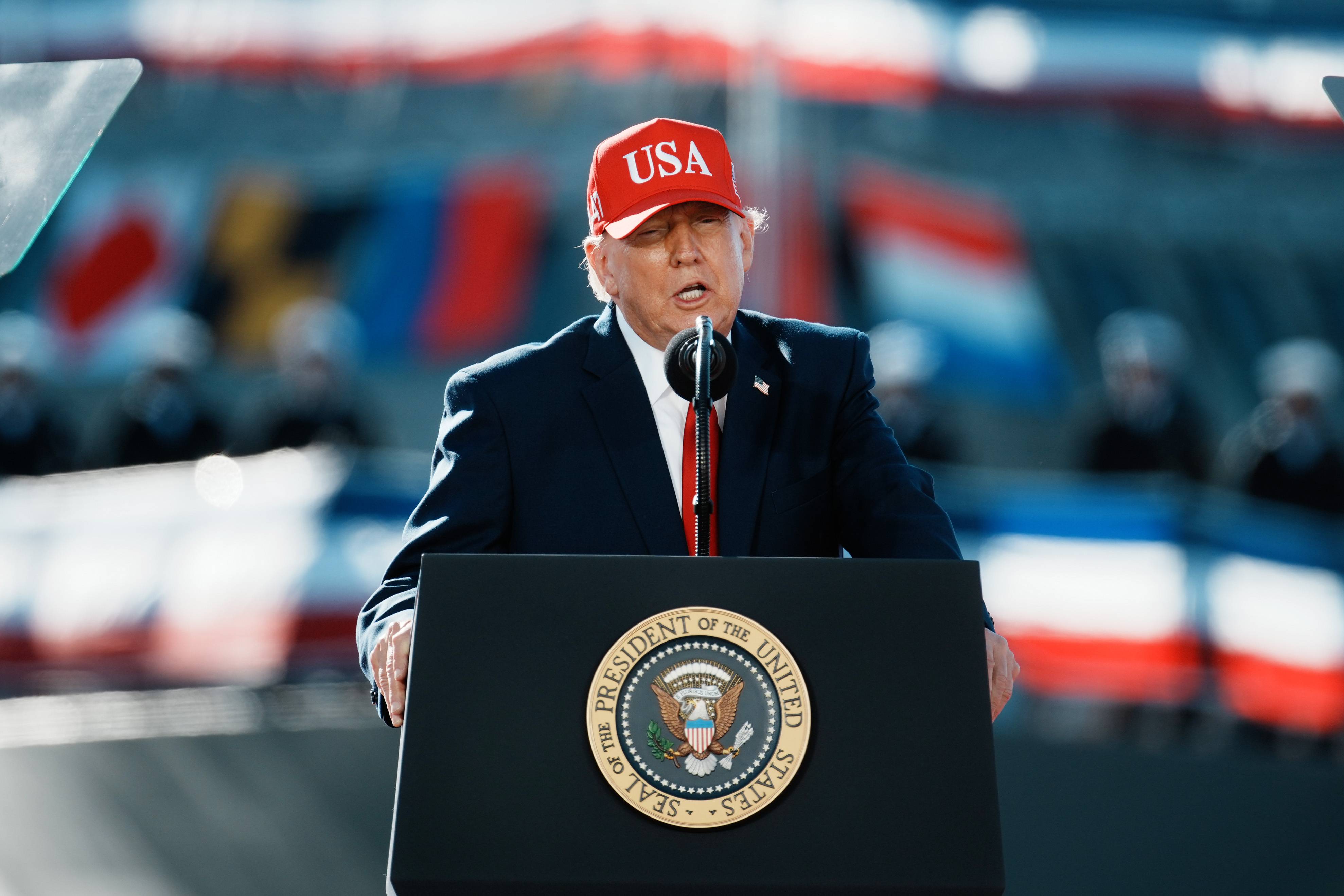 Trump diz ter conversa marcada com Putin para discutir caso suspeito de peste
