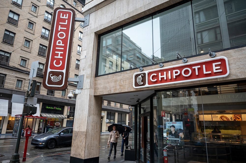Ações da Chipotle sobem após Starbucks estudar compra