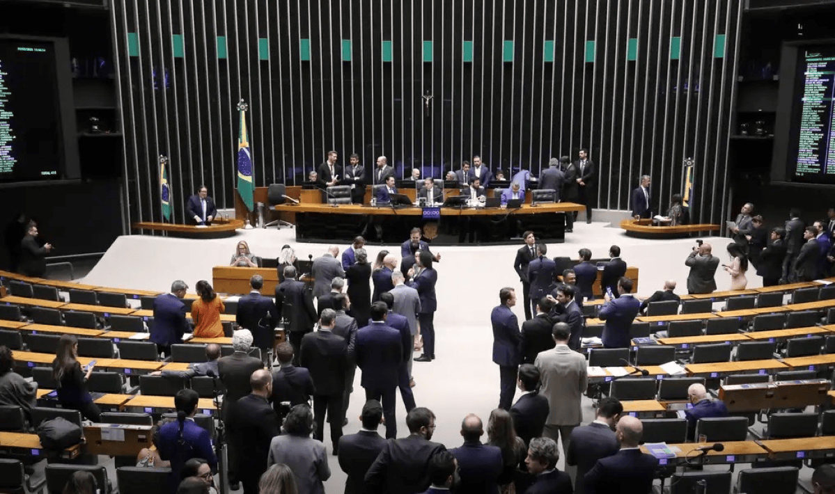 Câmara aprova novo teto do MEI de até R$ 140 mil e perdão de dívidas