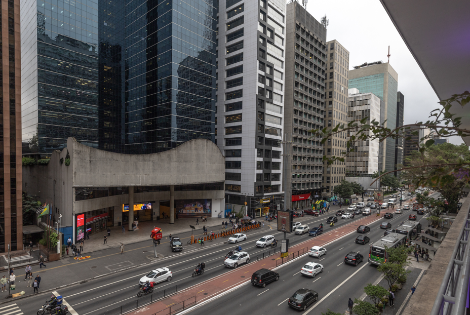 Euforia do mercado com eleição desvia olhar do problema da dívida do Brasil