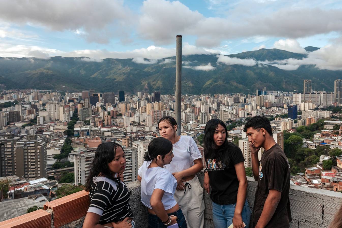 Caracas registra queda na criminalidade sob métodos violentos