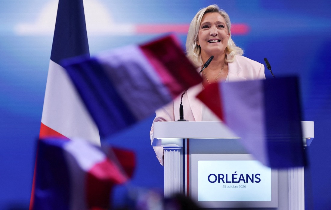 Marine Le Pen lança candidatura à presidência da França em meio a onda de protestos