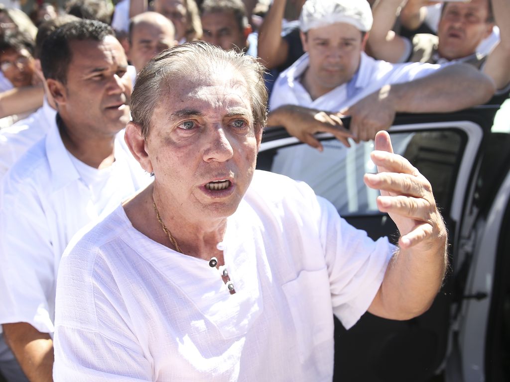 João de Deus e centro espírita condenados a pagar R$ 20 milhões por danos morais