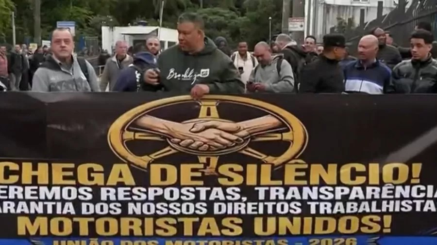 Greve de ônibus na Zona Sul de SP afeta 267 mil passageiros nesta segunda-feira