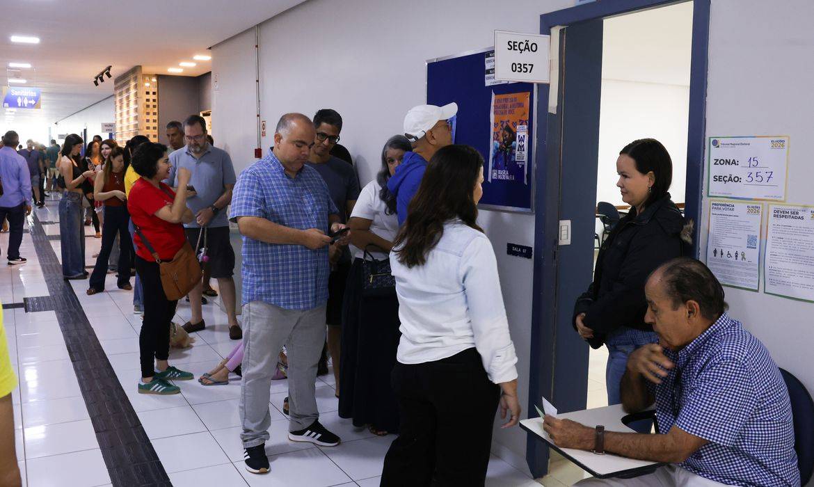 Eleições 2026: ao menos quatro eleitores morrem após passar mal em locais de votação